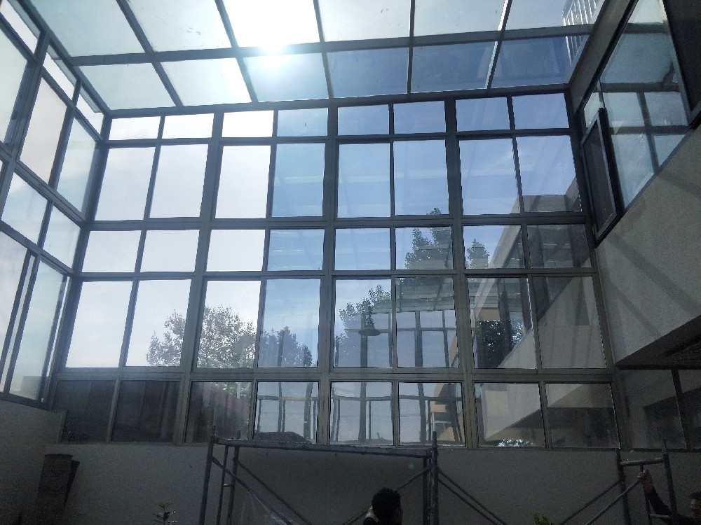 建筑玻璃功能膜真的有用吗？
